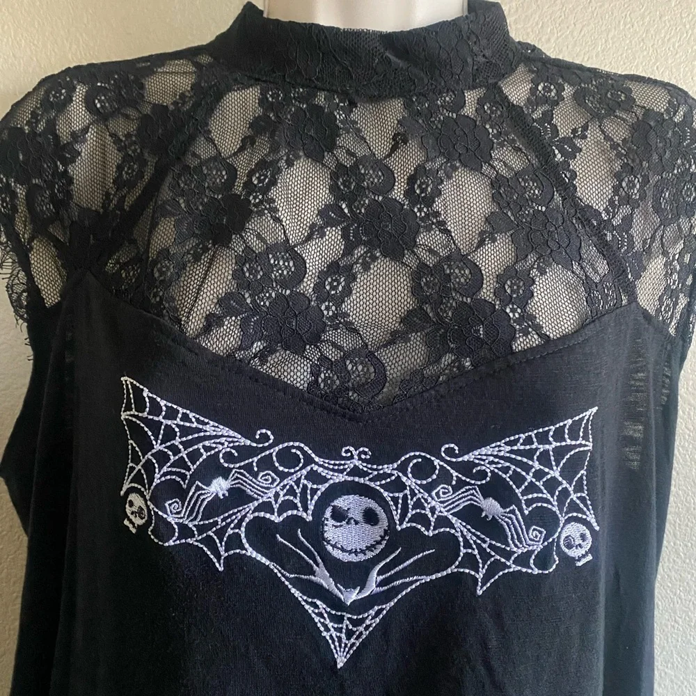NWOT Disney’s Nightmare Before Christmas black lace hi-lo top - Picture 2 of 11